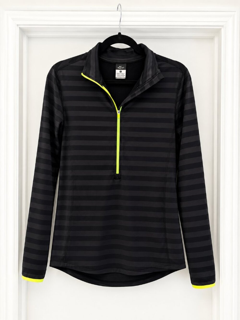 Nike Pro Dri-Fit Black Striped Zip Large